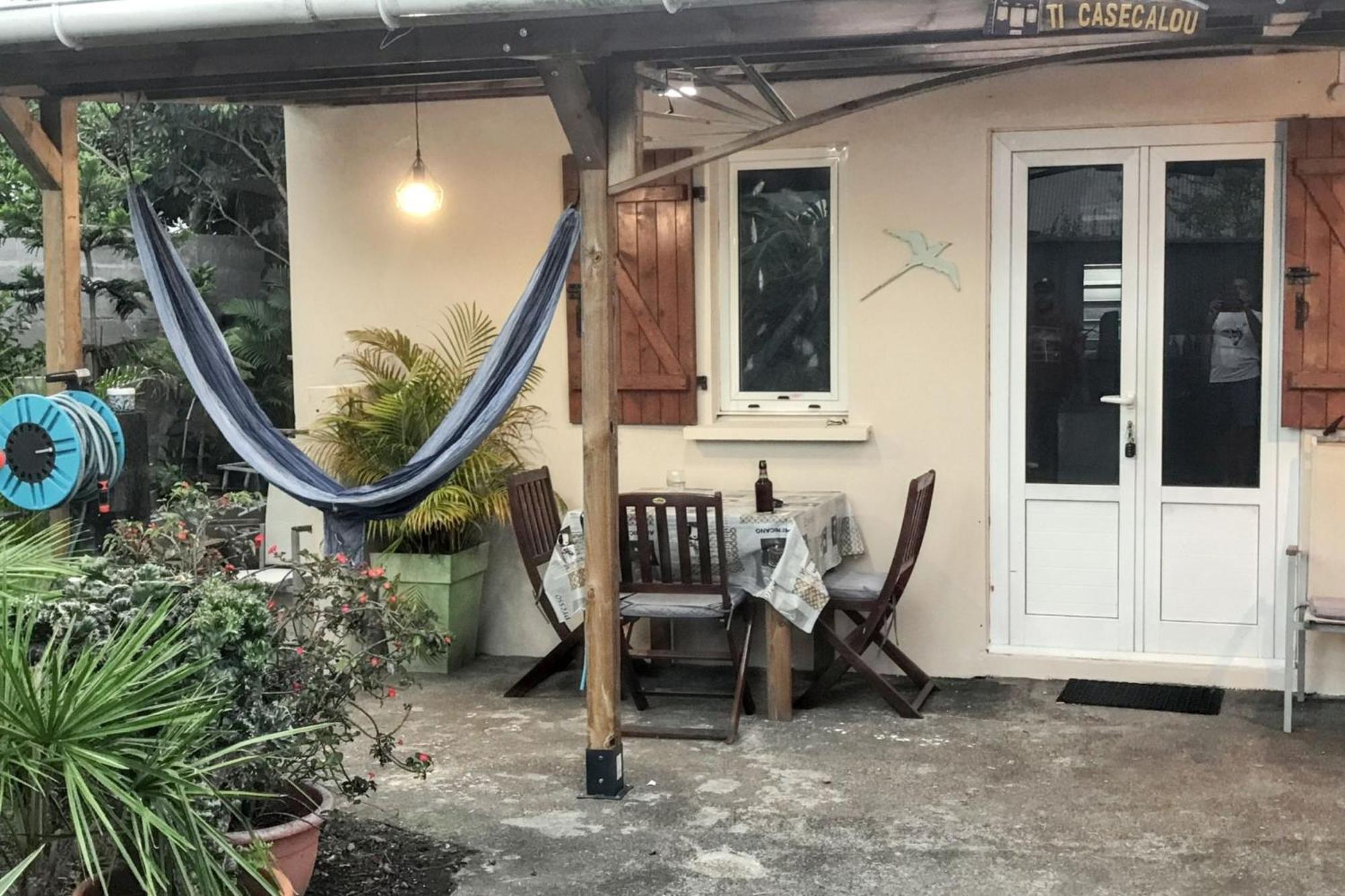 Maison Charmante A Bras-Panon Avec Piscine Et Jardin المظهر الخارجي الصورة